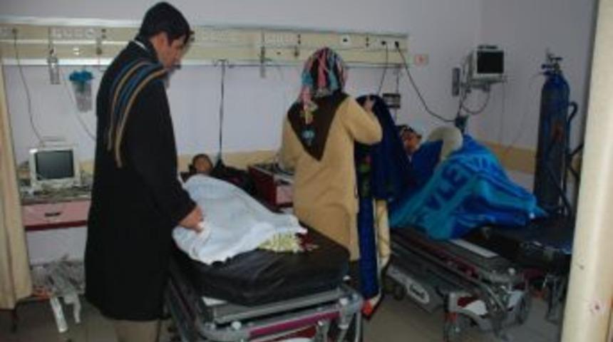 Sobadan Zehirlenen Aile Hastaneye Kaldırıldı