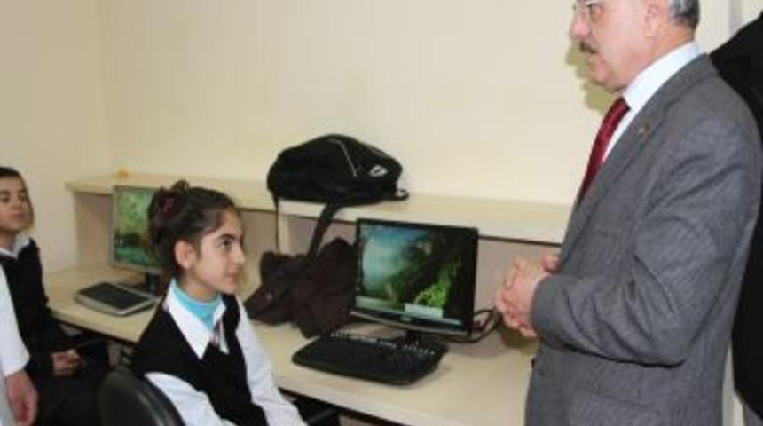 Erzincan Kardelen Et&uuml;t Merkezi'nde &Ouml;ğrenciler Takviye Eğitim Alacak