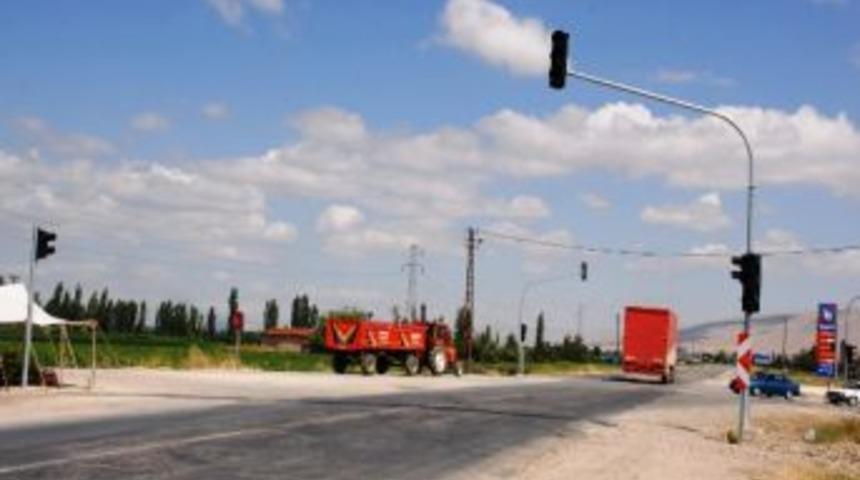 12 Milyarlık Yatırıma 10 Metrelik Yol !