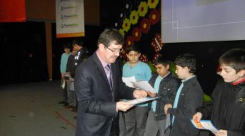 Güzide Hanım Ortaokulu'nda Ödül Töreni