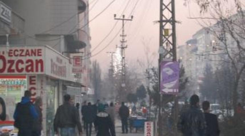 Batman'da Elektrik Telleri Havai Fişek Gibi Patladı