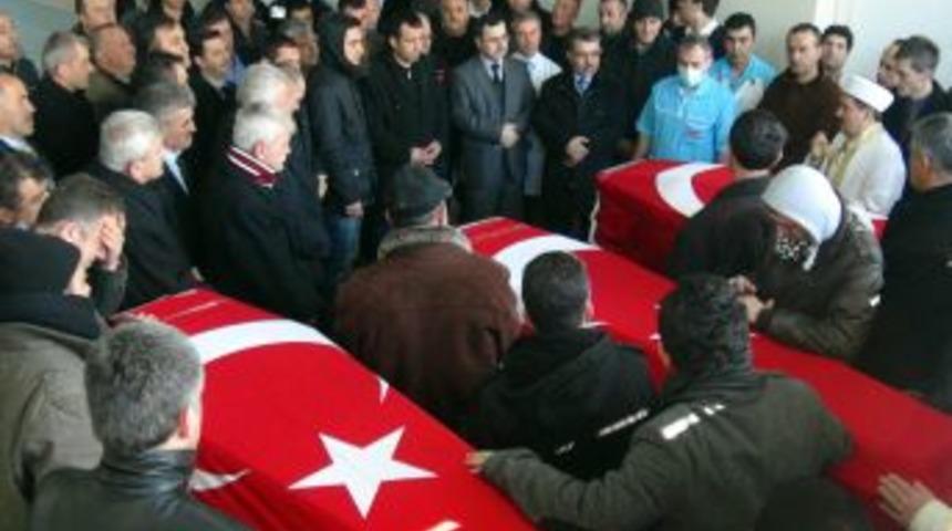 DNA Testi Ile Kimliği Belirlenen 3 Madenci Ailelerine Teslim Edildi