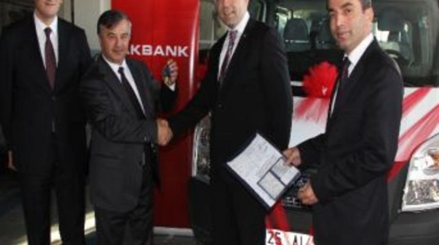 Akbank'ın Kurumsal Kampanyaları Da Kazandırıyor