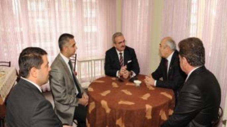 Vali Karaloğlu&rsquo;dan Ankara Ercişliler Derneği&rsquo;ne Ziyaret