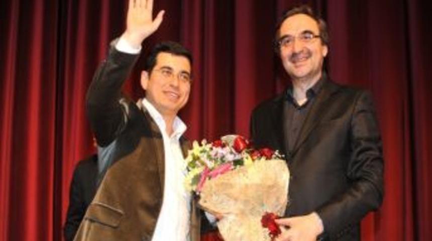 &ldquo;aile Ve Değeri&rdquo; Konulu Konferans B&uuml;y&uuml;k İlgi G&ouml;rd&uuml;