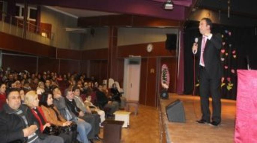 &Ouml;zel Birgivi&rsquo;de Dilcioğlu Konferansı: