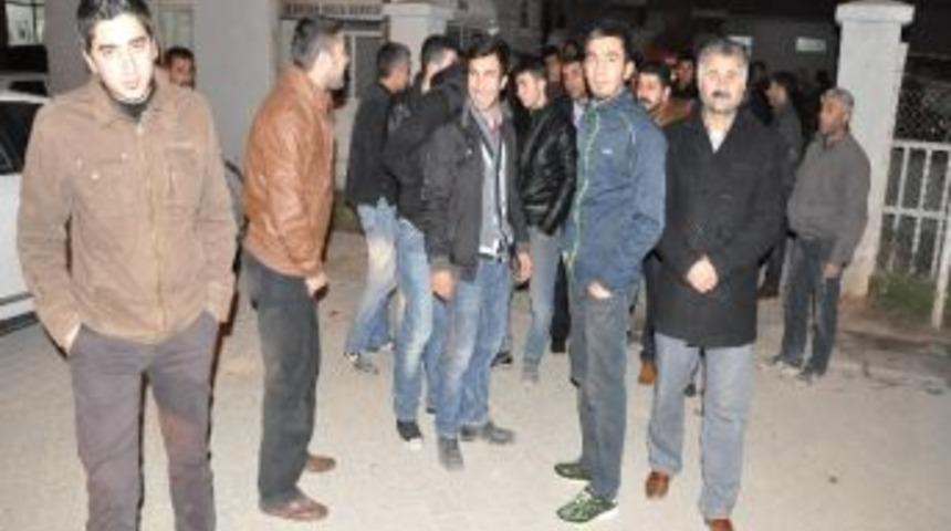 Kızıltepeli &Ouml;ğrencilerden Dedaş &Ouml;n&uuml;nde Eylem