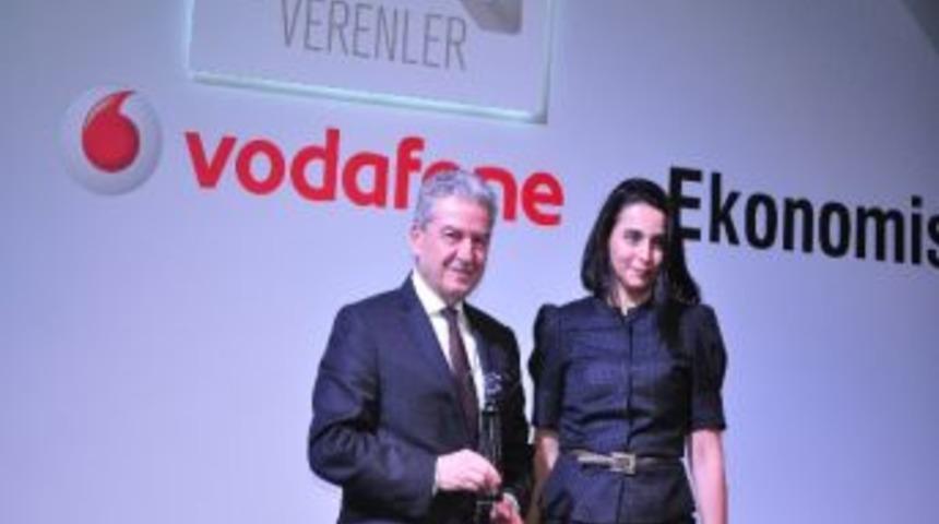 &ldquo;izmir&rsquo;e Y&ouml;n Verenler&rdquo; &Ouml;d&uuml;llerini Aldı