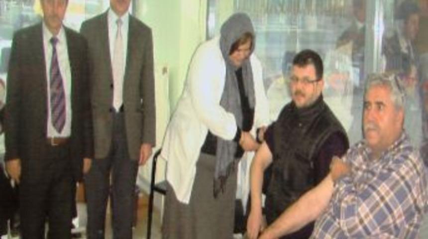 Umreye Gidecek Olanlara Seminer Verildi