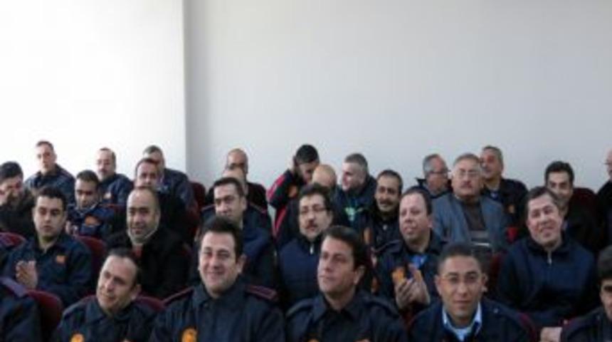 İtfaiye Personeline Hizmet I&ccedil;i Eğitim Verildi