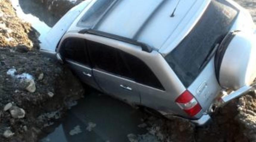 Buz Pistine D&ouml;nen Yol, Kaza Getirdi