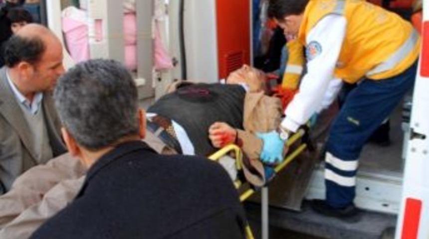 (d&uuml;zeltme) D&uuml;kkan Kavgası Kanlı Bitti: 1 &Ouml;l&uuml;, 1 Yaralı