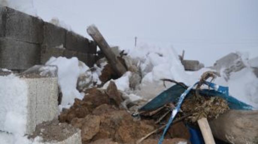 &Ccedil;&ouml;ken Tandır Evinin Enkazı Altında Kalan Kadın &Ouml;ld&uuml;