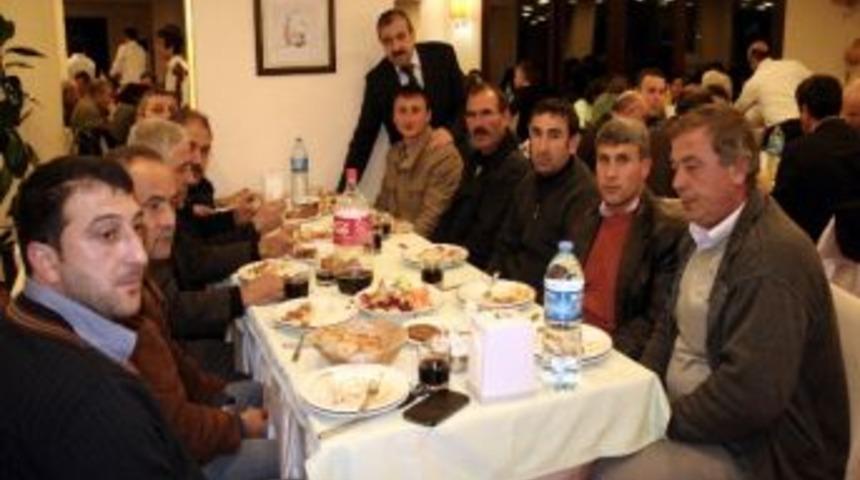 Tekin, Personel İle Yemekte Bir Araya Geldi