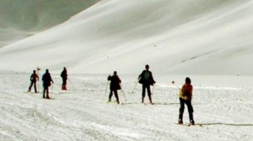 K&ouml;yl&uuml; &Ccedil;ocukların Kayak Keyfi