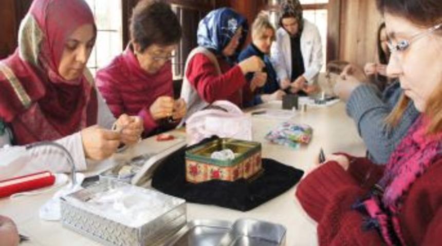 Ankara'da Tarihi Bağevi Meslek Kursuna D&ouml;n&uuml;şt&uuml;r&uuml;ld&uuml;