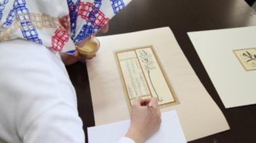 Geleneksel Sanatlara Sahip &Ccedil;ıkıyoruz