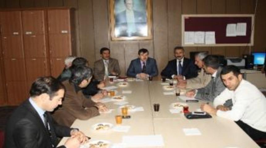 Milli Eğitim M&uuml;d&uuml;r&uuml; Başak 2012 Yılını Değerlendirdi