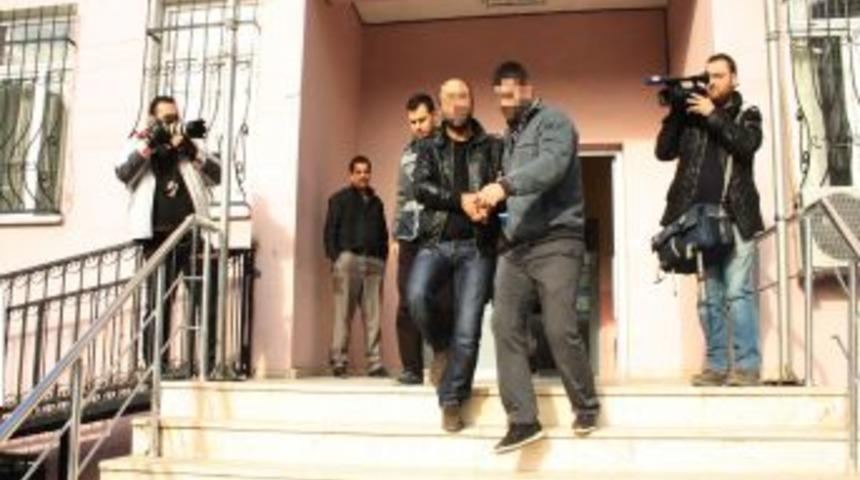 &Ccedil;arptığı Ara&ccedil;la Iki Polisi Yaralayan Uyuşturucu Satıcısı Adliyede