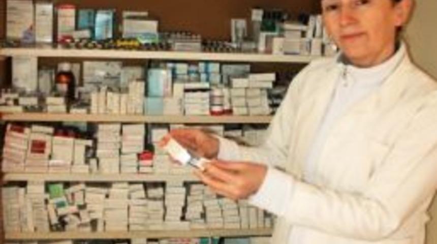 Ak&ccedil;ay&rsquo;da İla&ccedil; Kampanyası&rsquo;na B&uuml;y&uuml;k İlgi