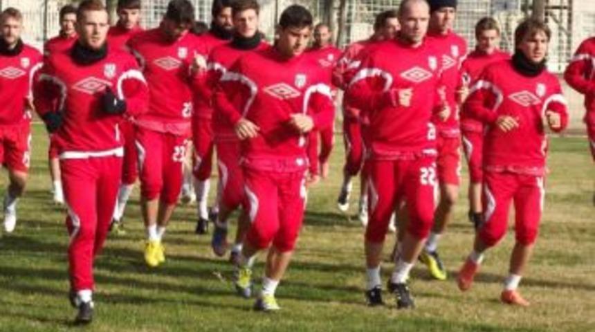 Efe Refahiye&rsquo;ye Bileniyor