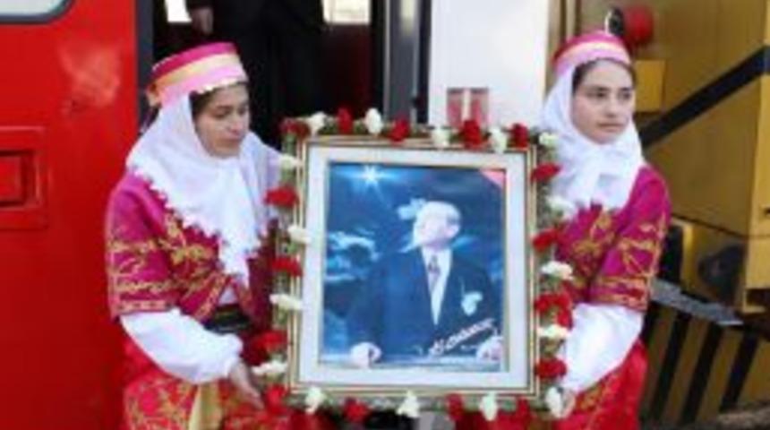 Atat&uuml;rk&rsquo;&uuml;n Osmaniye&rsquo;yi Ziyareti Kutlandı