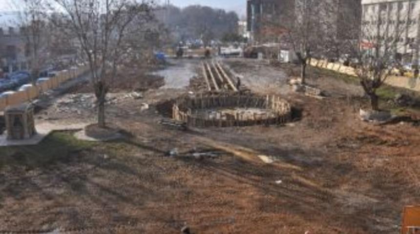 Cacabey Meydanı Canlanıyor