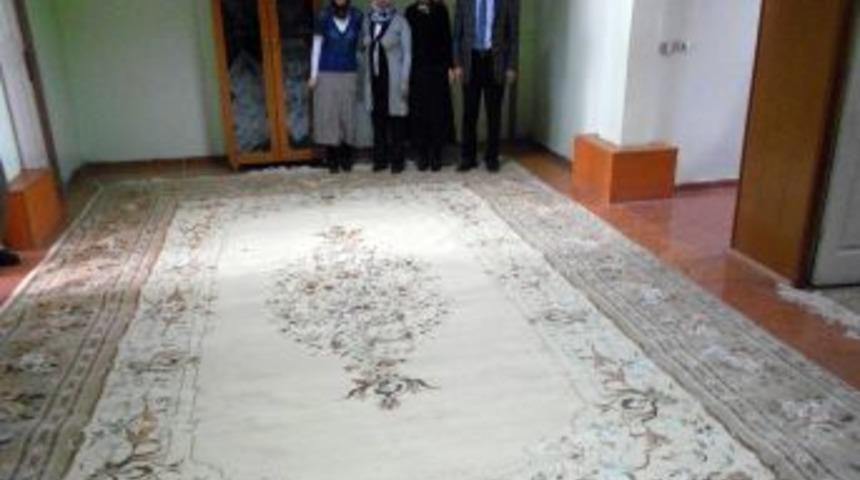 Aşkale'de Kursiyerler, H&uuml;nerlerini Sergiledi