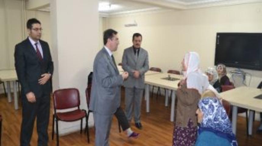 Maytalman, Huzurevi&rsquo;nde Habersiz Denetim Yaptı