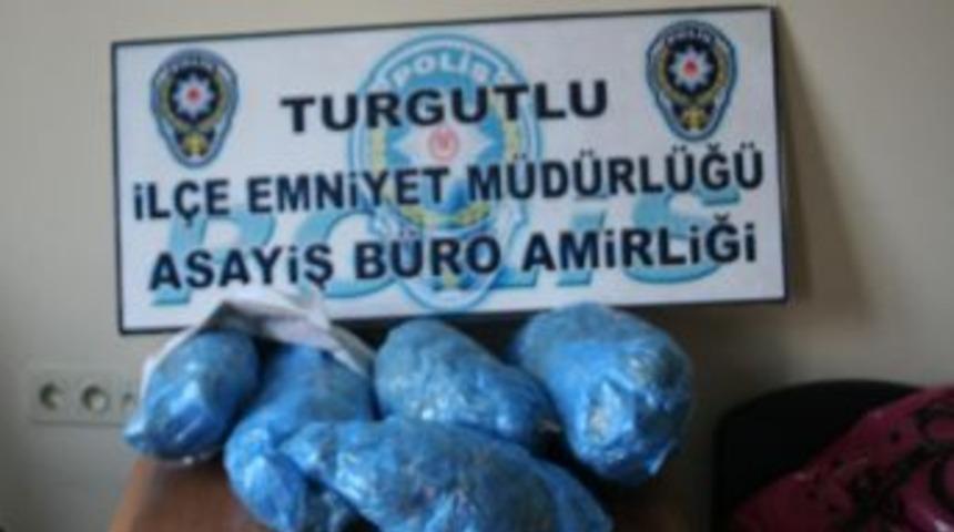 Turgutlu'da Esrar Operasyonu