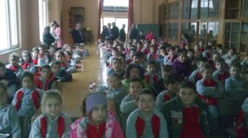 Hayrabolu İlk&ouml;ğretim Okulunda Değerler Eğitimi