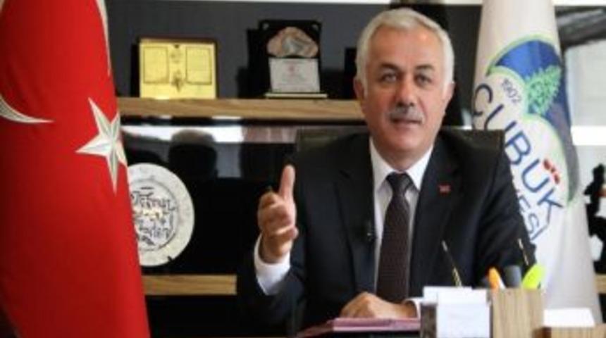 &Ccedil;ubuk Belediyesi 2012 Yılında 797 Kişiye Sosyal Yardımda Bulundu