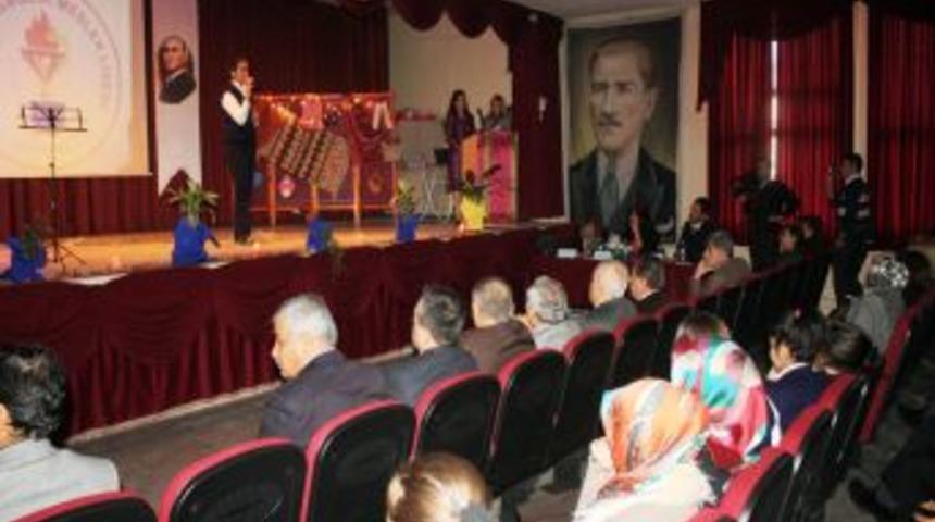 Elmadağ'da Şiir Olimpiyatları Yapıldı