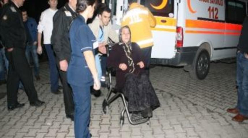 Otomobil Dereye U&ccedil;tu: 5 Yaralı