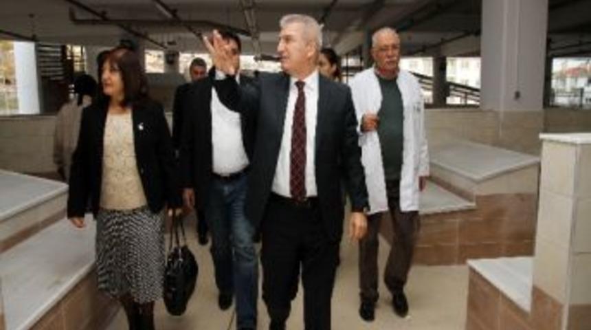 Karşıyaka&rsquo;ya Modern Balık Satış Yeri