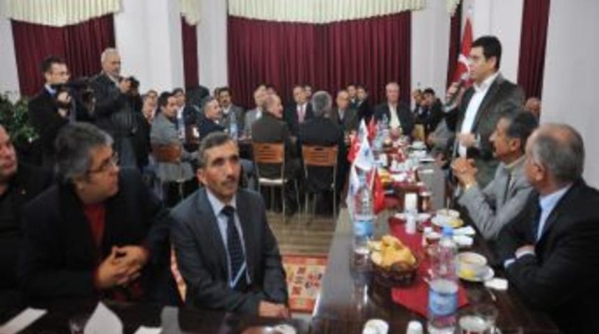 Y&ouml;r&uuml;kler Derneği 2013 İstişare Toplantısı Yapıldı