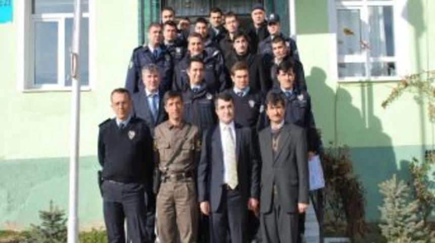 Polise Halkla İlişkiler Semineri