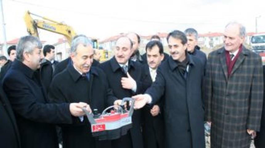 Işık Eğitim Kurumları Serdivan Kamp&uuml;s&uuml;&rsquo;n&uuml;n Temeli Atıldı