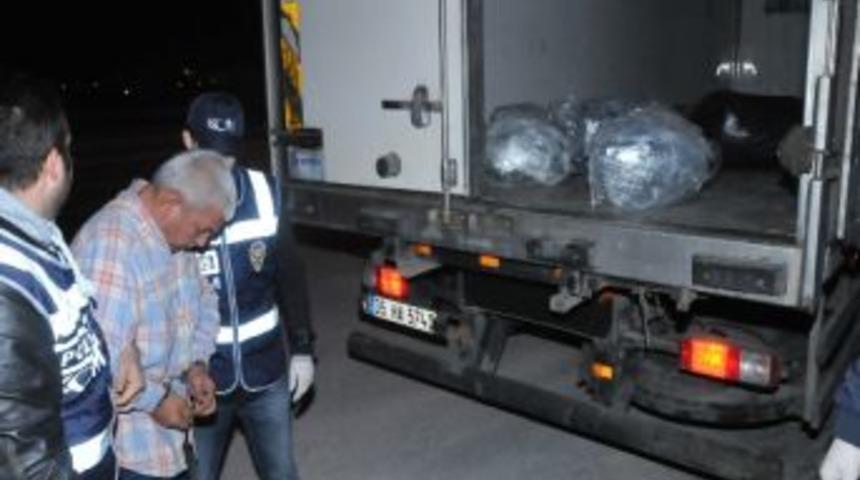 İzmir&rsquo;de Uyuşturucu Operasyonu