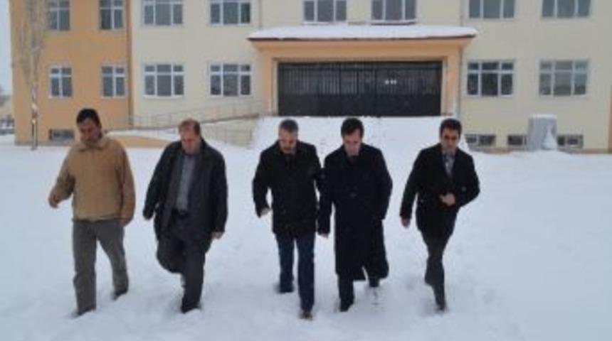 Maytalman Akbayır İlk&ouml;ğretim Okulunu İnceledi