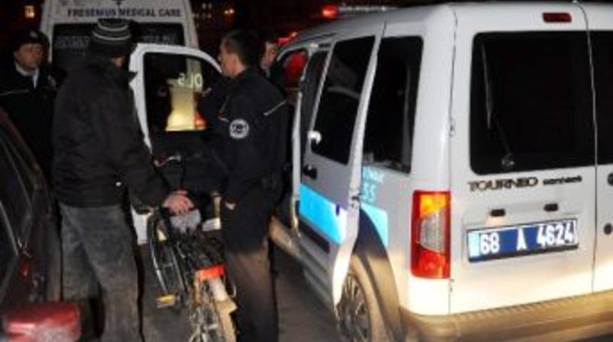 Bisikletle kadını taciz etti