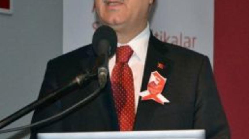 'Manisa'da Koruyucu Aile Bekleyen 100'&uuml;n &Uuml;zerinde &Ccedil;ocuk Var'