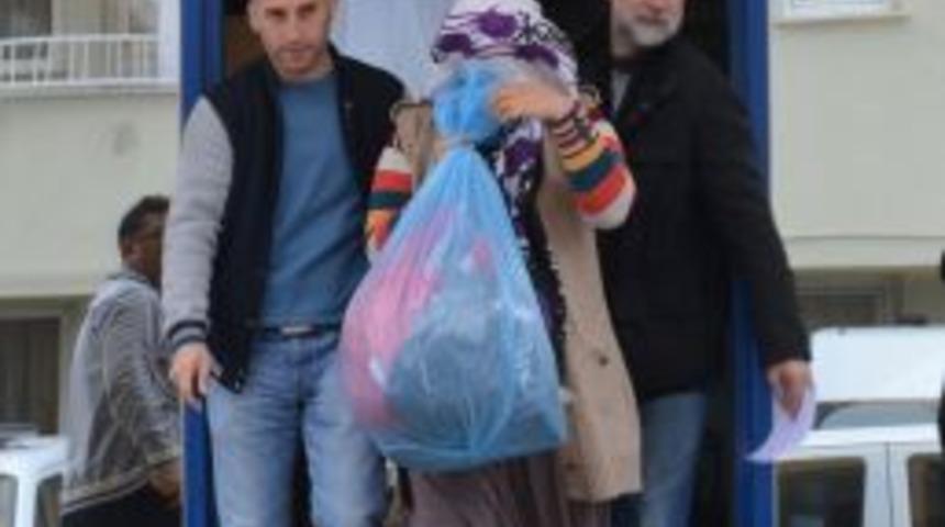 Hırsızlık Zanlısı Kadın Yalova'da Yakayı Ele Verdi