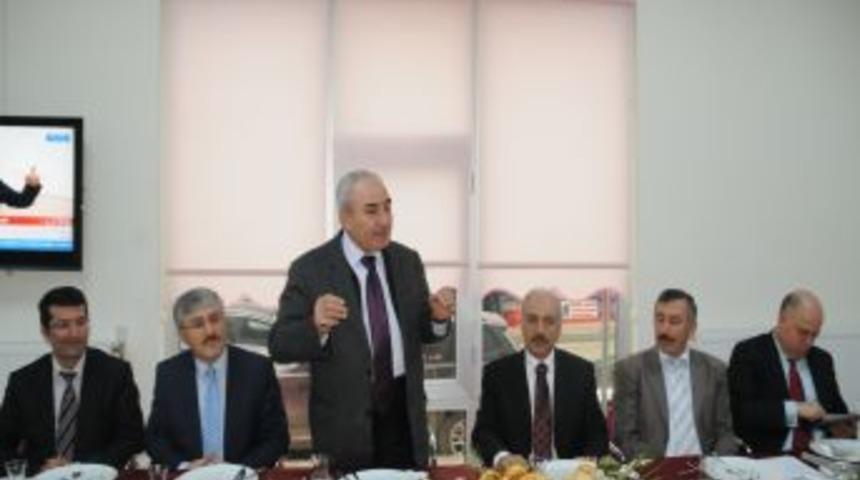 Vakkasoğlu: Yerel Y&ouml;netimlerin Aile Eğitimine Eğilmesi &Ouml;nemli