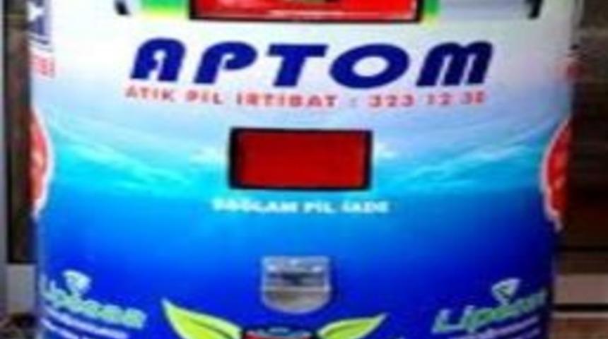 Belediye&rsquo; Den &Ccedil;ocuklar İ&ccedil;in &Ouml;d&uuml;ll&uuml; Atık Pil Toplama Makinası