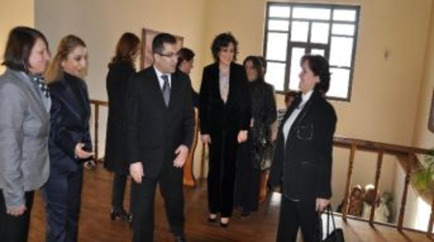 G&ouml;n&uuml;l El&ccedil;ileri İznik&rsquo;te Buluştu