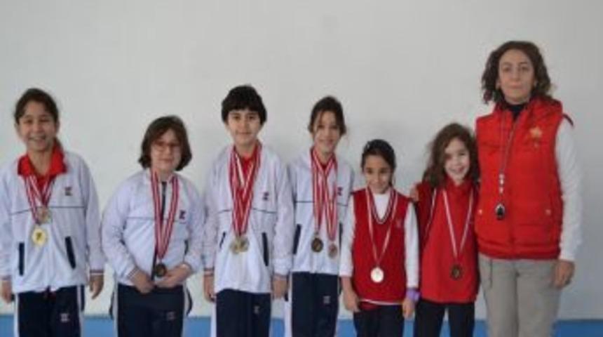 Başarılı Sporculara &Ouml;d&uuml;l Verilecek