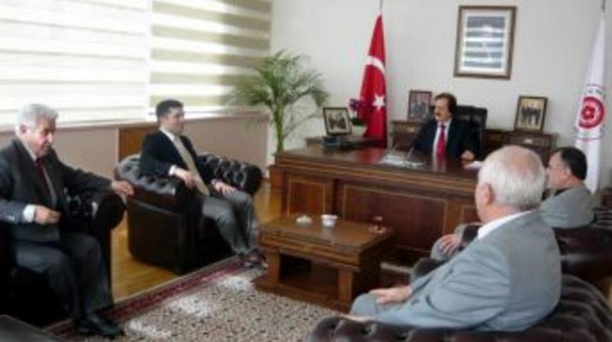 Yıldızeli Heyeti Rekt&ouml;r Kocacık&rsquo;ı Ziyaret Etti