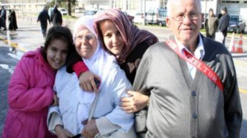 Bandırma'dan Kutsal Topraklara Uğurlandılar