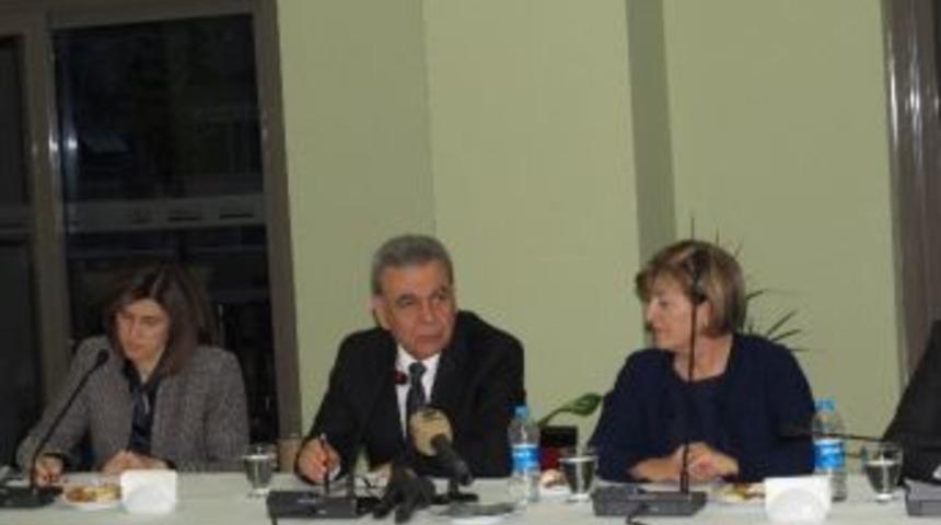 İzmir B&uuml;y&uuml;kşehir Belediye Başkanı Aziz Kocaoğlu: